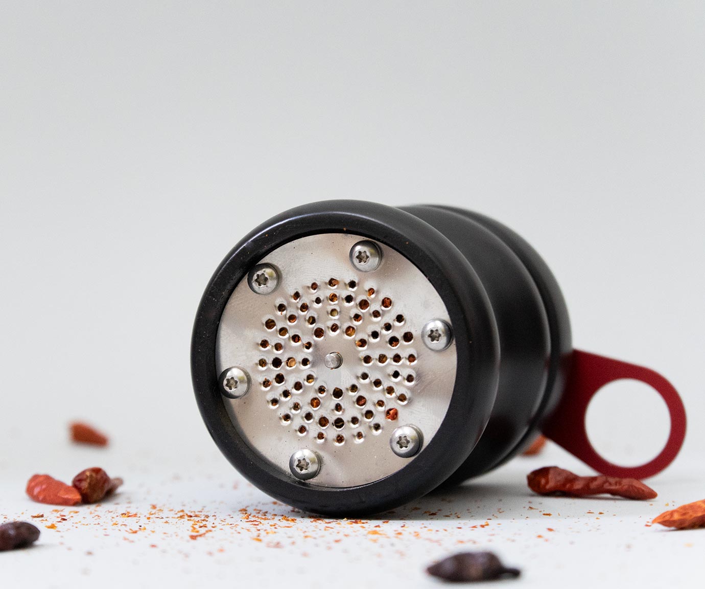 HOT chili grinder black red
