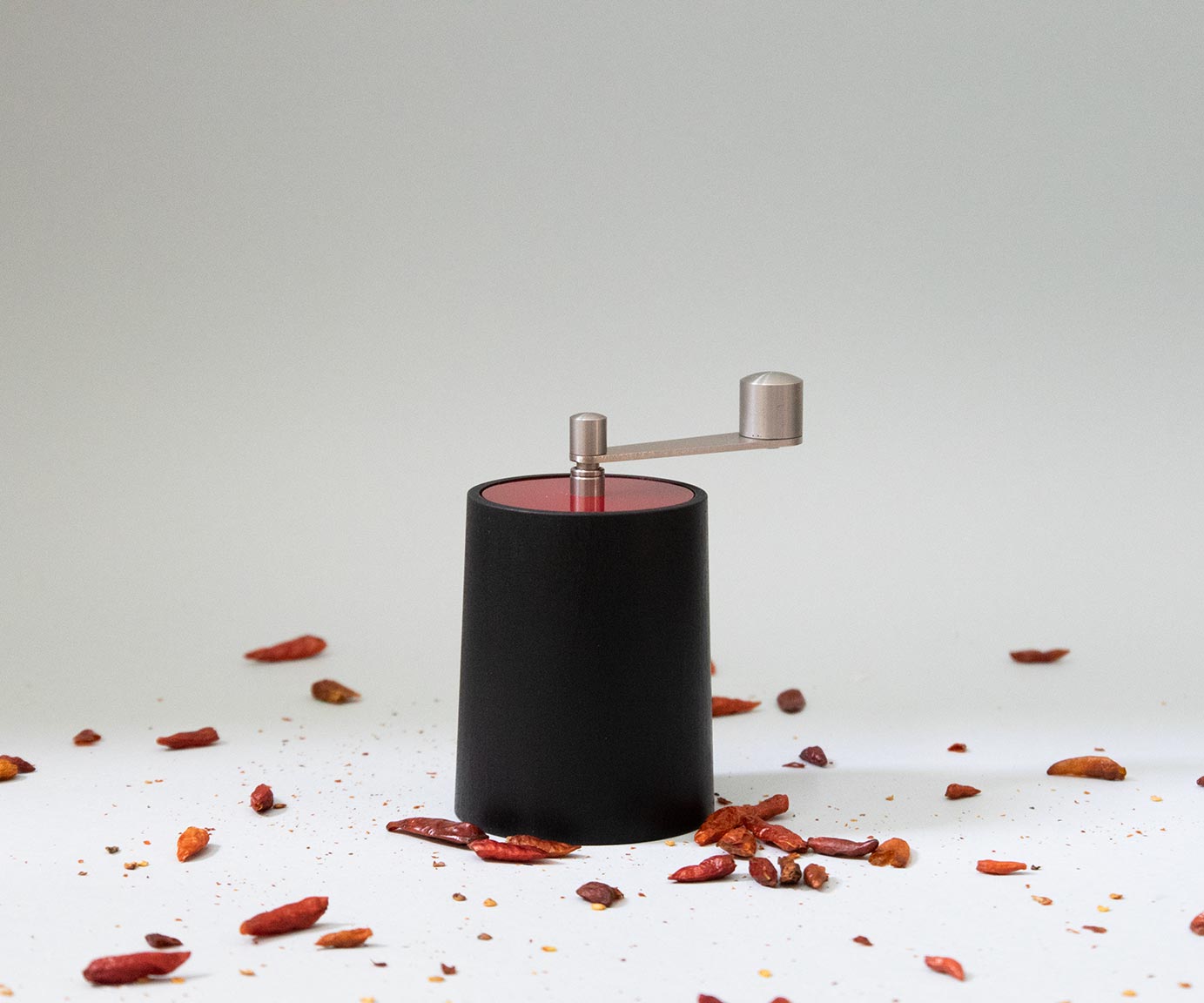 CrankMe chili grinder black red