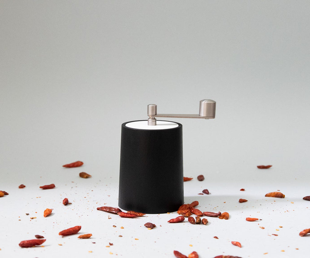 CrankMe chili grinder black and white