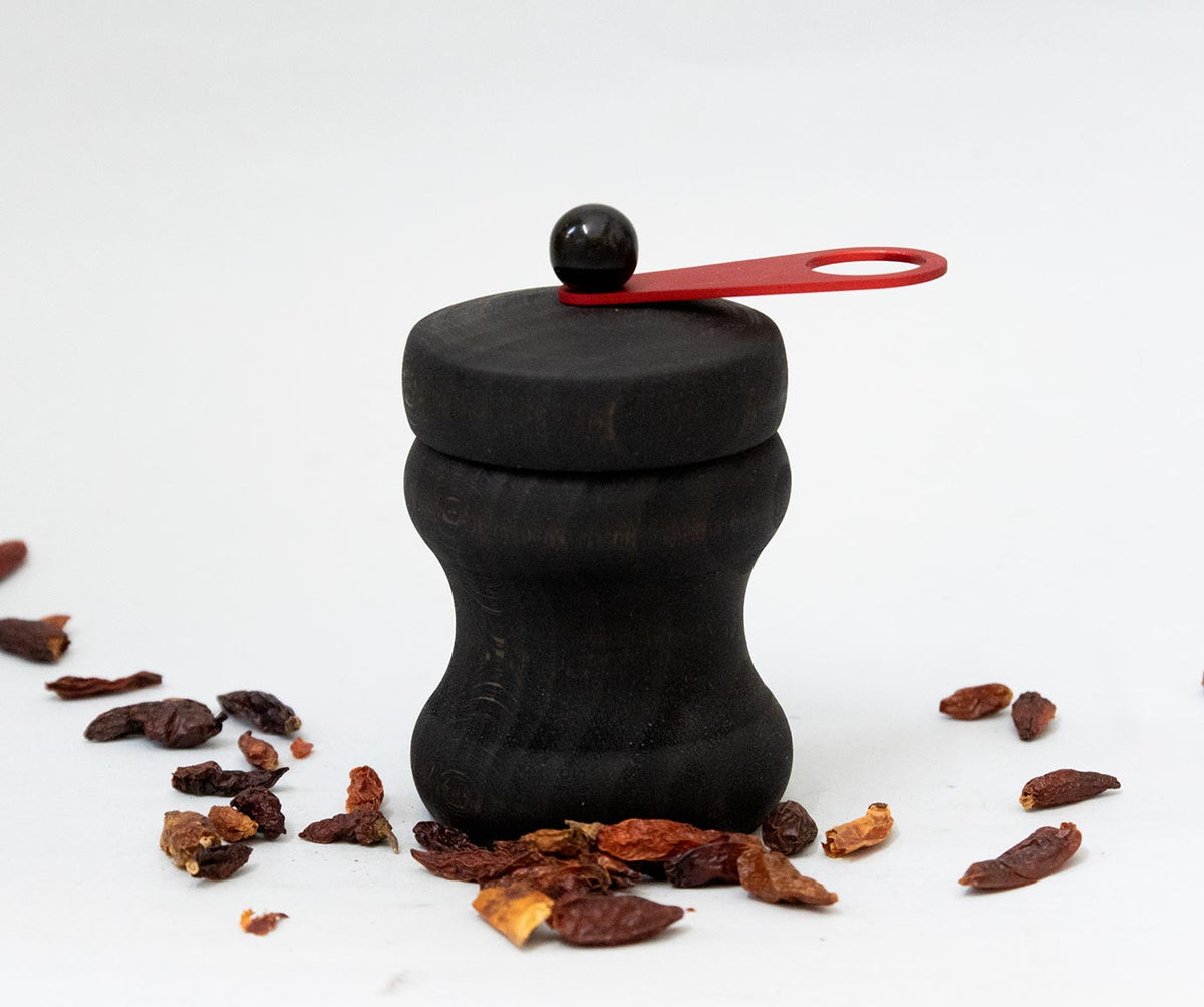 HOT chili grinder black