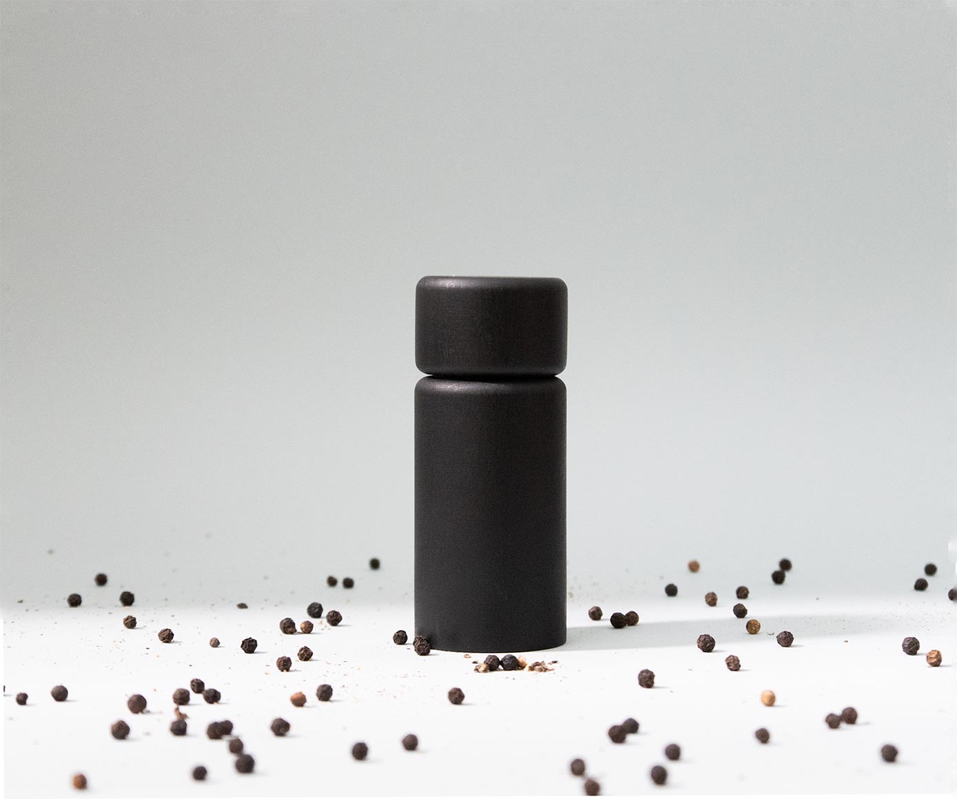 Spicy Buchenholz schwarz